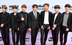 BTS Siapkan Kejutan di Konser Kembali di Gwanghwamun