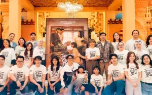 Nirina Zubir Ceritakan Tantangan Berperan Sebagai Ibu Berusia 70 Tahun di Film Terbaru
