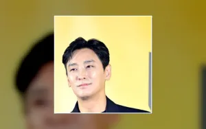 Ju Ji Hoon Tampilkan Aura Baru Bersama Louis Vuitton dan Bagikan Pelajaran Berharga