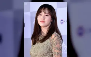 Ku Hye-sun Luncurkan Tas Pouch Rambut Handmade dengan Harga Mencolok
