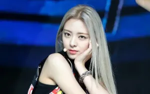 Yuna ITZY Meluncurkan Debut Solo yang Sukses dengan 'Ice Cream'