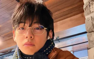 BTS V Terkena Kritik Terkait Rumor Kencan dengan Jennie BLACKPINK