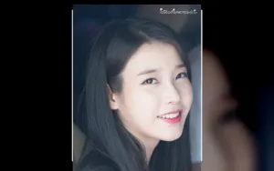 IU Tampil Menawan dalam Selfie Terbarunya, Netizen Beri Pujian