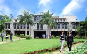 Indonesia dan India Jajaki Kerja Sama Pendidikan Bisnis, Program MBA Segera Hadir?