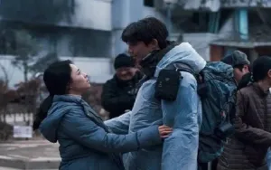 Drama Terbaru 'Mad Concrete Dreams': Ha Jung Woo dan Lim Soo Jung Minta Ampun untuk Anak Mereka