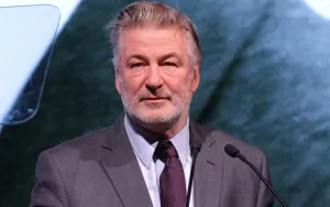 Alec Baldwin Pertimbangkan Pensiun Usai Insiden Penembakan di Film Rust
