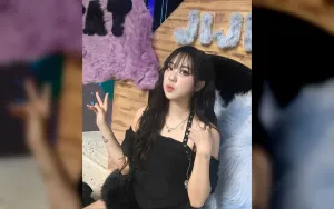 Lee Young Ji Kembali ke YouTube dengan Serial Wawancara Populer Setelah 1,5 Tahun Vakum