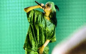Billie Eilish Nangis Terharu Usai Jadi OLLG Justin Bieber di Coachella 2026
