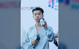 Donghae Super Junior Terjatuh di Panggung, Segera Pulih dan Menghibur Fans