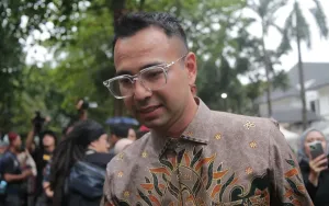 Raffi Ahmad Datang ke Lokasi Kecelakaan Kereta di Bekasi Timur
