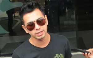 Josh Holmes Sukses Jual Habis Tiket Konser Perdana di Jakarta