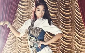 Perubahan Drastis: Soyou Turunkan 20kg dalam 6 Bulan, Komedian Kim Shin Young Bikin Ngakak