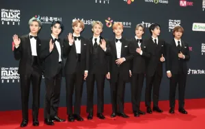 NCT U Luncurkan Lagu 'Misfit' yang Rayakan Individualitas dan Pemberdayaan Diri