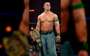 John Cena Bagikan Foto Kim Mu-yeol, Netizen Sebut Kembar