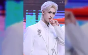 Merchandise AND2BLE Viral Karena Desainnya yang Kontroversial