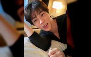 Wanita Jepang Cium Jin BTS Tanpa Izin, Ajukan Keberatan di Pengadilan