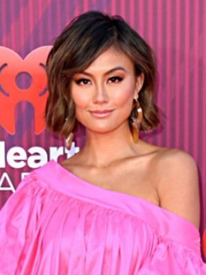 Lirik lagu: Kasihku Yang Hilang oleh Desy Ratnasari :: Cari Lirik Lagu