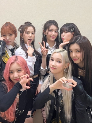 Kep1er Ganti Lirik 'Shut Down' BLACKPINK di KCON Thailand 2023 Picu Perdebatan