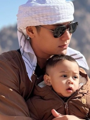 Rizky Billar Pamer Foto Masa Kecil Plek Ketiplek Baby L, Digoda Kalah Glowing Dari Sang Putra