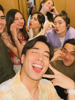 Vidi Aldiano Kumpul Bareng Geng Blekpunk Di Bali, Resepsi Enzy Storia Diduga Digelar Hari Ini