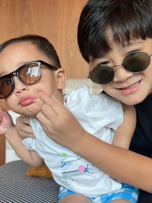 Ikut Rafathar Les Bahasa Inggris, Momen Rayyanza Pintar Jawab Pertanyaan Tutor Bikin Gemas