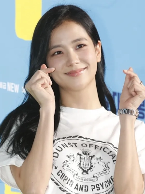 Jisoo BLACKPINK dan Ahn Bo Hyun Diduga Beri Kode Balikan