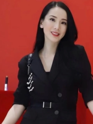 Mantan Suami Jill Gladys Disentil usai Denise Chariesta Pajang Foto Ganteng Anak