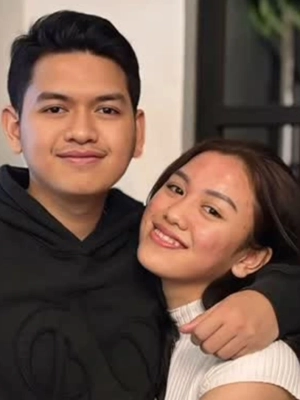 Detik-Detik Laura Bawa Bunga dan Jenguk Nikita Mirzani di Rutan Bersama Keluarga