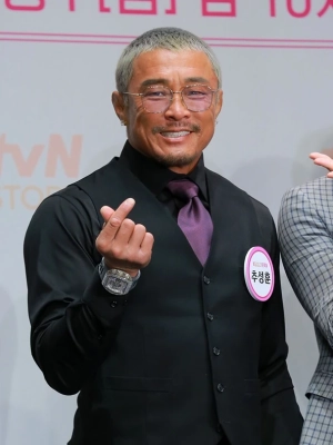 Choo Sung Hoon Dikabarkan Bayari Pemakaman Mendiang Kim Sae Ron