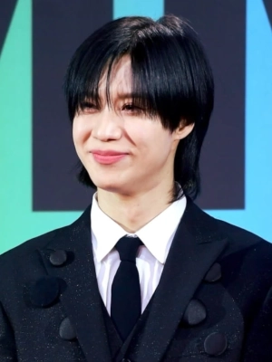 Potret Diduga Taemin SHINee & Noze Sedang Kencan Ditanggapi Agensi