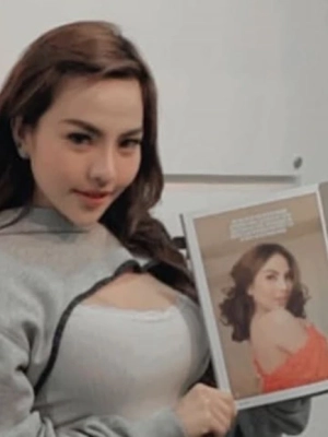 Tangis Lisa Mariana Nyesek usai Dipolisikan Ridwan Kamil dengan Ancaman Penjara 14 Tahun