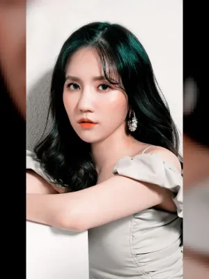 Jin Lovelyz Buka Suara Soal Kontroversi Politik, IU Kena Dampaknya