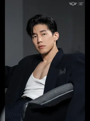 Kisah Cinta Unik Kim Moo Yeol dan Yoon Seung Ah Terungkap di Media Sosial