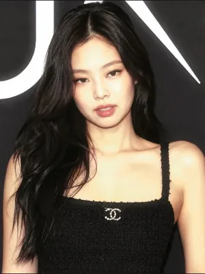 Kekuatan Global Jennie BLACKPINK Terbukti Lagi dengan Kembalinya 'Dracula' ke Top 10 Billboard