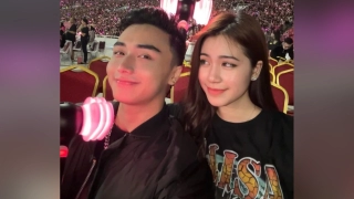 Rinoa Aurora Cium Tangan Leon Dozan Pasca Bebas dari Penjara