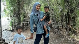 Paula Istri Baim Wong Hempas Isu Jemput Paksa Anak Lewat Video Kiano dan Kenzo Piknik Ceria
