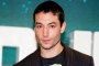 Ezra Miller Ditangkap Sampai Dua Kali, Warner Bros. Tak Peduli?