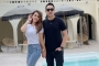 Jenita Janet Beri Ucapan Ultah dengan Cara Tak Biasa di Jalan Raya, Suami Sampai Salting