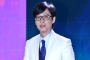 Agensi Umumkan Yoo Jae Suk Tolak Hadiah Fans Picu Perdebatan