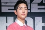 Song Joong Ki Sempat Tak Bisa Jalan karena Cedera di Set 'Descendants of the Sun'