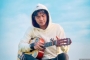 Tri Suaka Buatkan Lagu Untuk Pria Galau di TikTok, Banjir Pujian