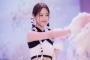 Sembuh dari Sakit, Visual Yuna ITZY Dinilai Gila meski Outfit Tak Cocok