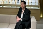 Nikmati Liburan, Park Seo Joon Pamer Dapat Photocard Aktor Lain