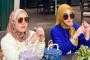 Miliki Bentuk Beda, Lightstick Adik Syahrini Kala Nonton BLACKPINK Diduga KW