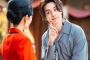 Lee Dong Wook Bagikan Tips Syuting Adegan Ciuman