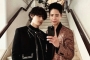 Selfie Separuh Wajah V BTS Bareng Park Bo Gum Diagungkan Bak Karya Seni