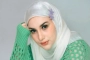Undang Teman Artis, Irisih Bella Bercucuran Air Mata Saat Gelar Kajian di Rumah