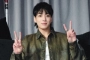 Enggan Tuntut, Jungkook BTS Sindir Menohok Kelakuan Sasaeng Usai Dituduh Peluk Cewek di Apartemen