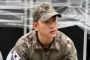 Jinyoung GOT7 Pamer Foto Tampil Gagah Berseragam Militer