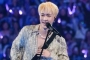 Tangis Lay Zhang EXO Pecah setelah Ditantang Dance 'Growl' dan 'Call Me Baby'